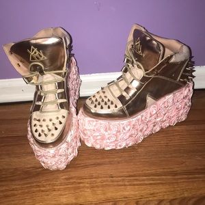 Y.R.U Pink and gold platforms